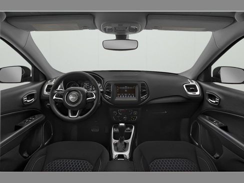 Used 2021 Jeep Compass Latitude FWD image 3