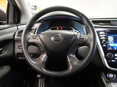 Used 2022 Nissan Murano SV AWD/4WD image 17