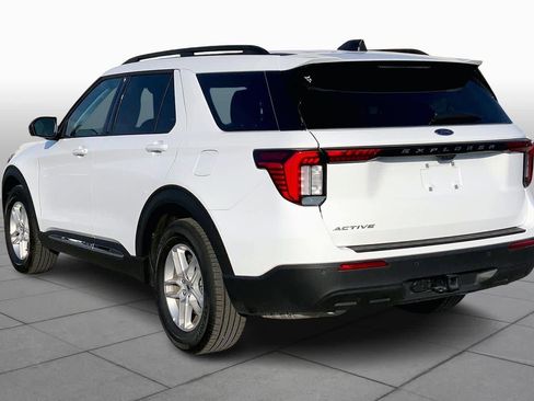Certified 2025 Ford Explorer Active image 12
