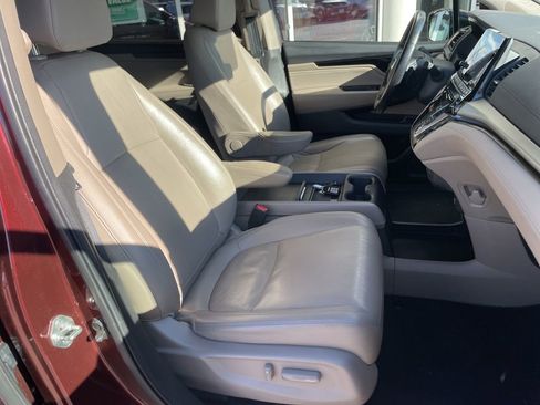 Used 2018 Honda Odyssey Elite image 9
