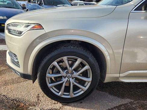 Used 2016 Volvo XC90 T6 Momentum image 9