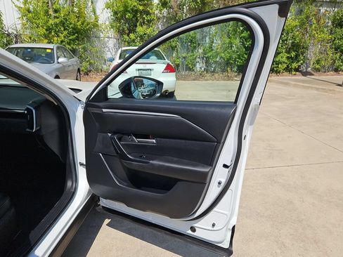 Used 2025 MAZDA CX-50 AWD 2.5 S w/ Preferred Package image 33