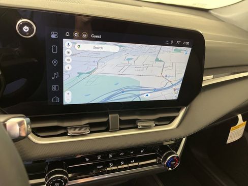 New 2026 Chevrolet Equinox LT w/ Safety and Technology Package image 30