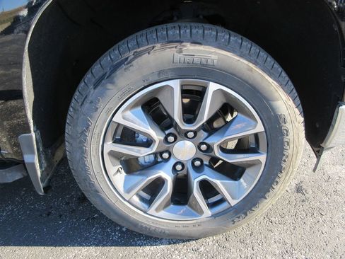 Used 2022 Chevrolet Silverado 1500 LT image 9