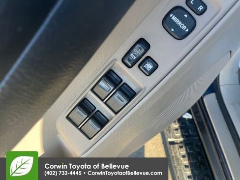 Used 2006 Toyota 4Runner SR5 image 11