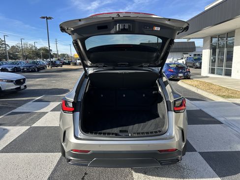 Used 2025 Lexus NX 250 FWD w/ Accessory Package (2T) image 5