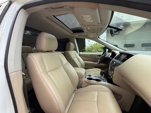 Used 2017 Nissan Pathfinder SL w/ SL Premium Package AWD/4WD image 39