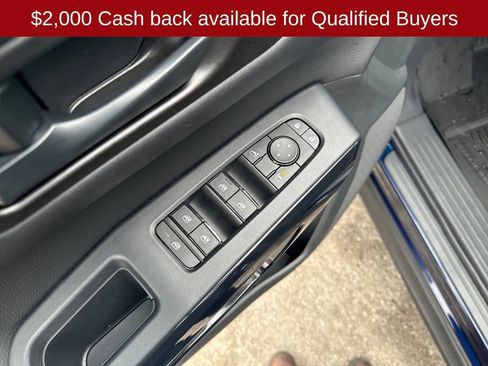 New 2026 Nissan Pathfinder SV image 12