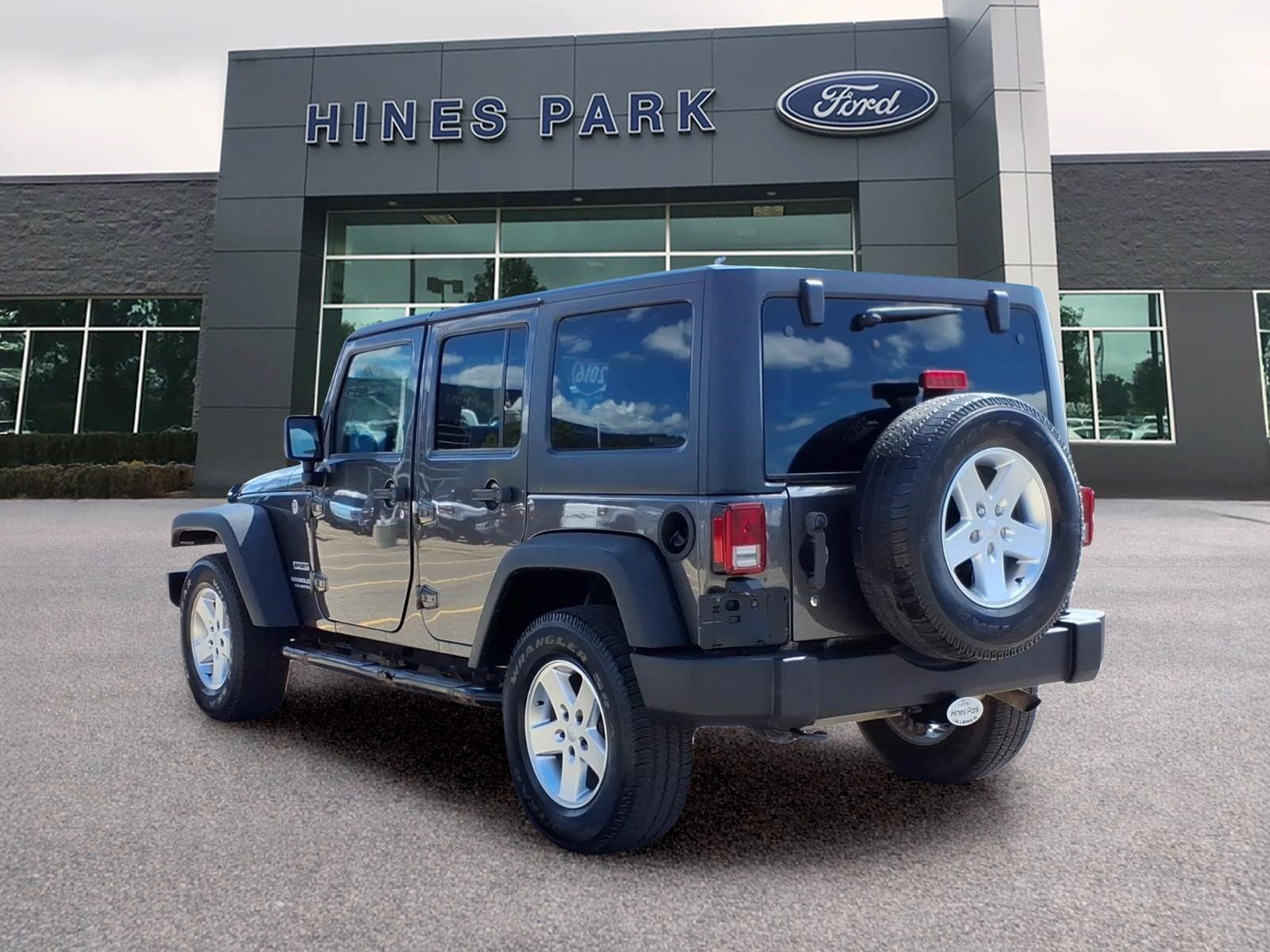 Used 2016 Jeep Wrangler Unlimited Sport w/ Quick Order Package 24S AWD/4WD image 5