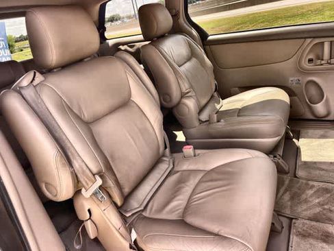 Used 2007 Toyota Sienna LE FWD image 14