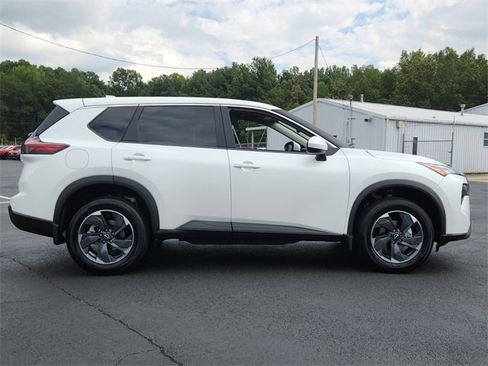 New 2026 Nissan Rogue SV w/ Cold Weather Package image 2