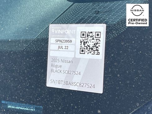 Certified 2025 Nissan Rogue SV FWD image 30