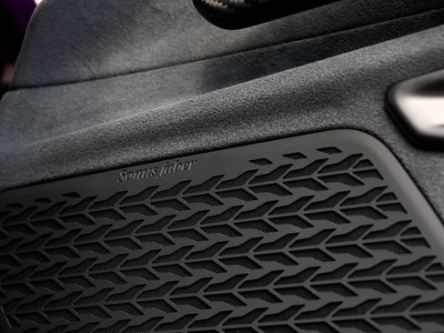 Used 2025 Lamborghini Revuelto AWD/4WD image 29