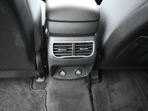 Used 2023 Hyundai Santa Fe SEL FWD image 14