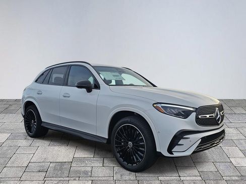 New 2026 Mercedes-Benz GLC 300 image 1