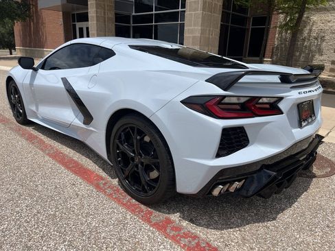 Used 2020 Chevrolet Corvette Stingray Premium Cpe w/ 3LT Preferred Equipment Group RWD image 3