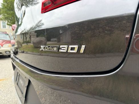 Used 2024 BMW X4 xDrive30i AWD/4WD image 11