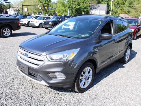 Used 2018 Ford Escape SEL AWD/4WD image 2