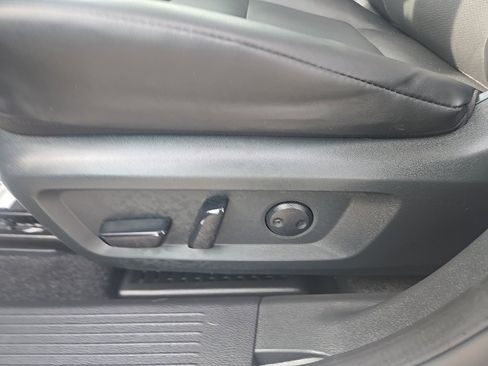 Used 2023 Nissan Rogue SV w/ SV Premium B Package image 10