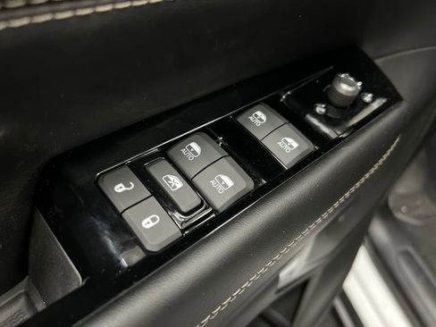 New 2026 Jeep Grand Wagoneer Limited image 12