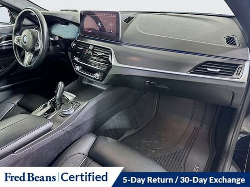 Used 2021 BMW 540i xDrive w/ M Sport Package image 33
