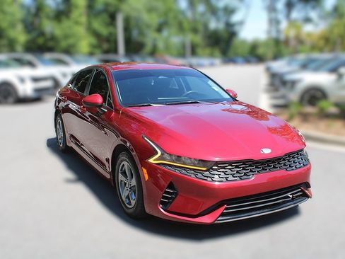 Used 2021 Kia K5 LXS FWD image 15
