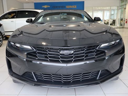 Used 2023 Chevrolet Camaro LT w/ Technology Package image 3