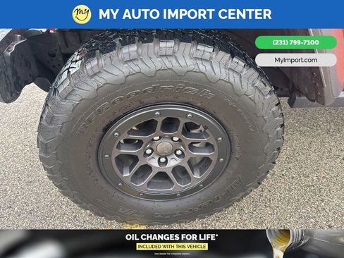 Used 2023 Jeep Wrangler Unlimited Sport AWD/4WD image 9