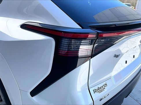 New 2026 Toyota bZ FWD image 20