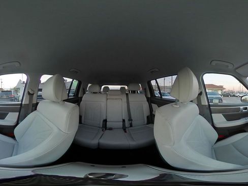 Used 2025 Hyundai Santa Fe SEL image 44