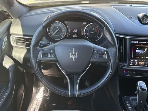 Used 2022 Maserati Levante GT image 12