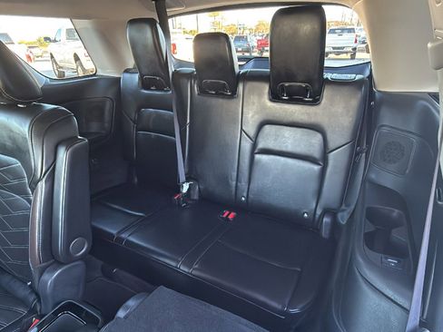 Used 2022 Nissan Pathfinder Platinum w/ Cargo Package image 16