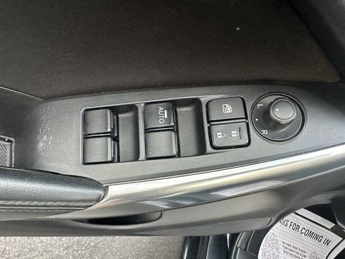 Used 2014 MAZDA MAZDA6 Sport FWD image 18