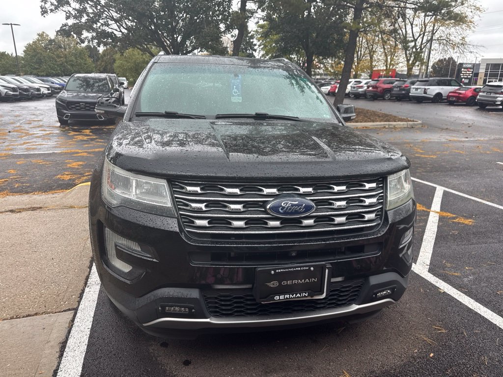 Used 2016 Ford Explorer Limited FWD image 3