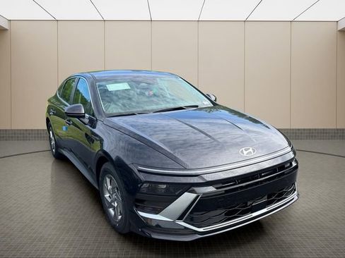 New 2026 Hyundai Sonata SE FWD image 8