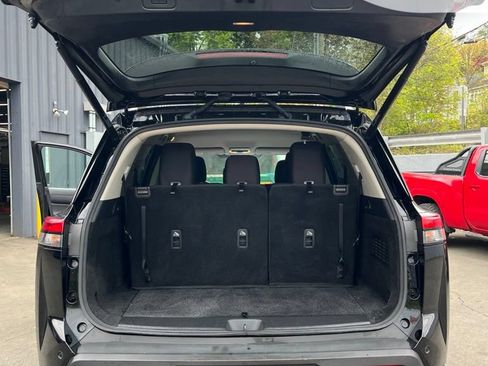 Certified 2025 Nissan Pathfinder SV AWD/4WD image 34
