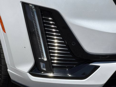 Certified 2024 Cadillac XT6 Premium Luxury AWD/4WD image 46