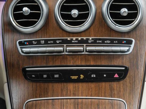 Certified 2022 Mercedes-Benz GLC 300 4MATIC image 18
