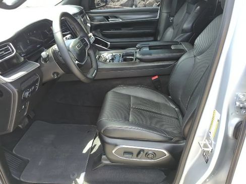 Used 2023 Jeep Wagoneer Series III w/ Premium Group I AWD/4WD image 16
