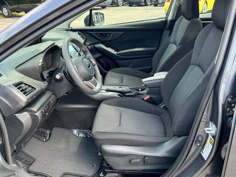 Used 2023 Subaru Impreza Premium image 11