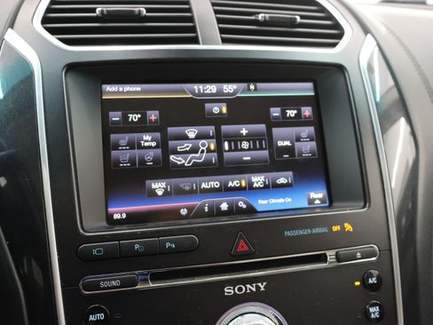 Used 2016 Ford Explorer Platinum AWD/4WD image 48