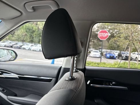 Used 2023 Kia Seltos S image 17