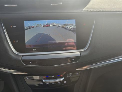 Used 2024 Cadillac XT5 Luxury image 22