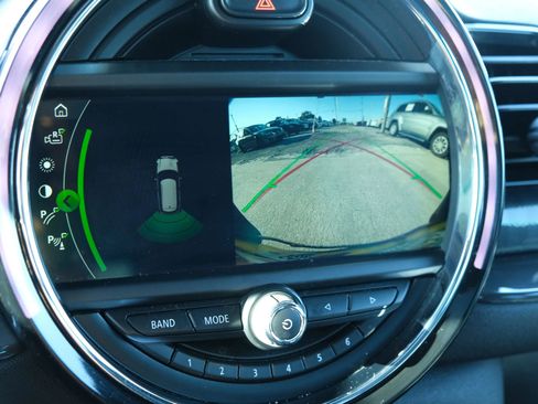 Used 2017 MINI Cooper Clubman FWD image 27