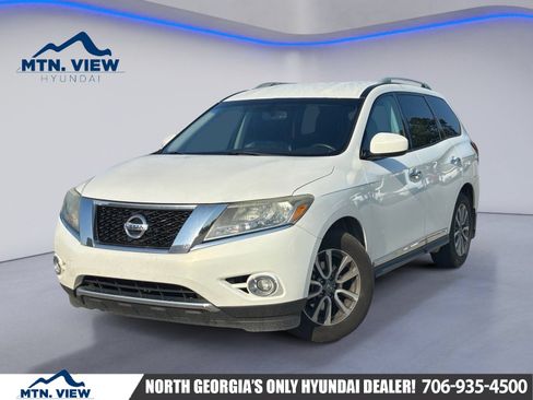 Used 2014 Nissan Pathfinder SL FWD image 1