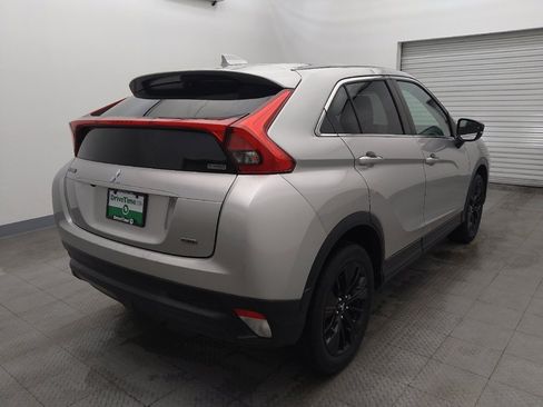 Used 2019 Mitsubishi Eclipse Cross LE image 9