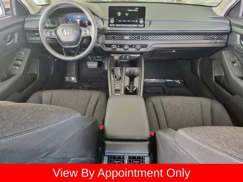 Used 2025 Honda Accord LX image 19