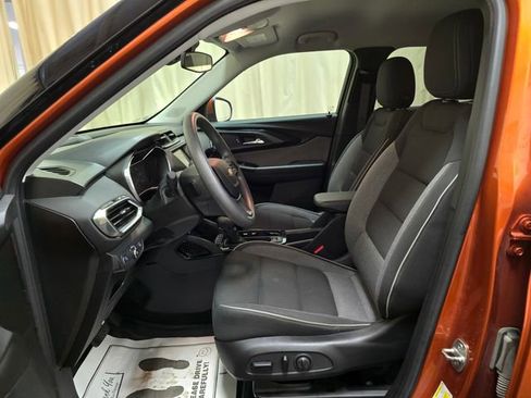 Used 2022 Chevrolet TrailBlazer LT AWD/4WD image 12