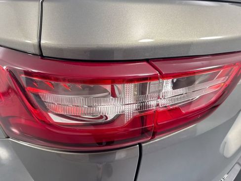 Used 2018 Chevrolet Traverse LT AWD/4WD image 30