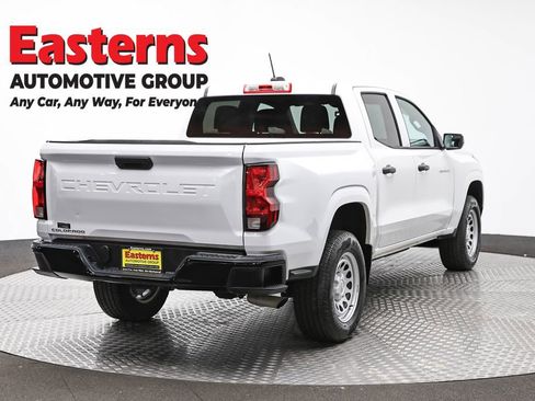 Used 2024 Chevrolet Colorado W/T RWD image 5